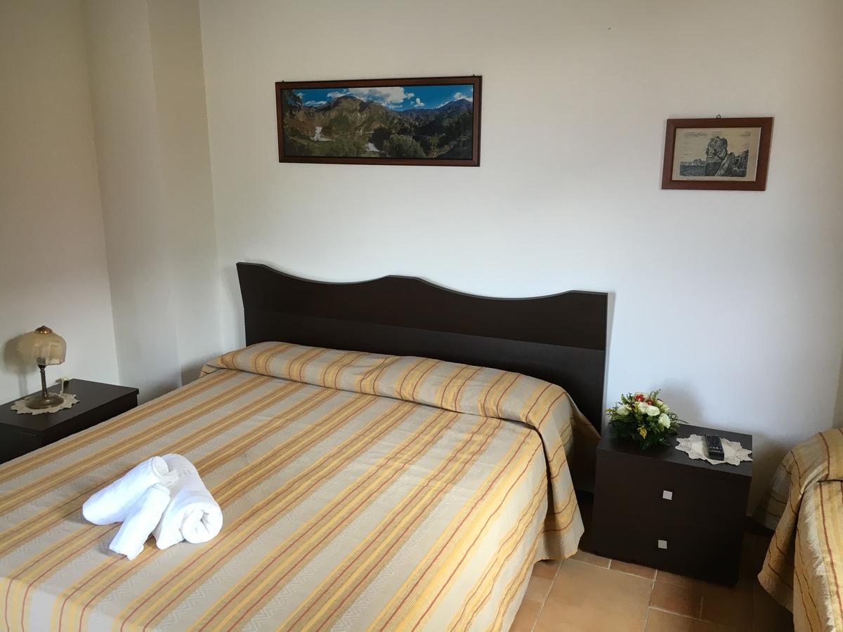 La Bastia Bed & Breakfast Scilla Ngoại thất bức ảnh