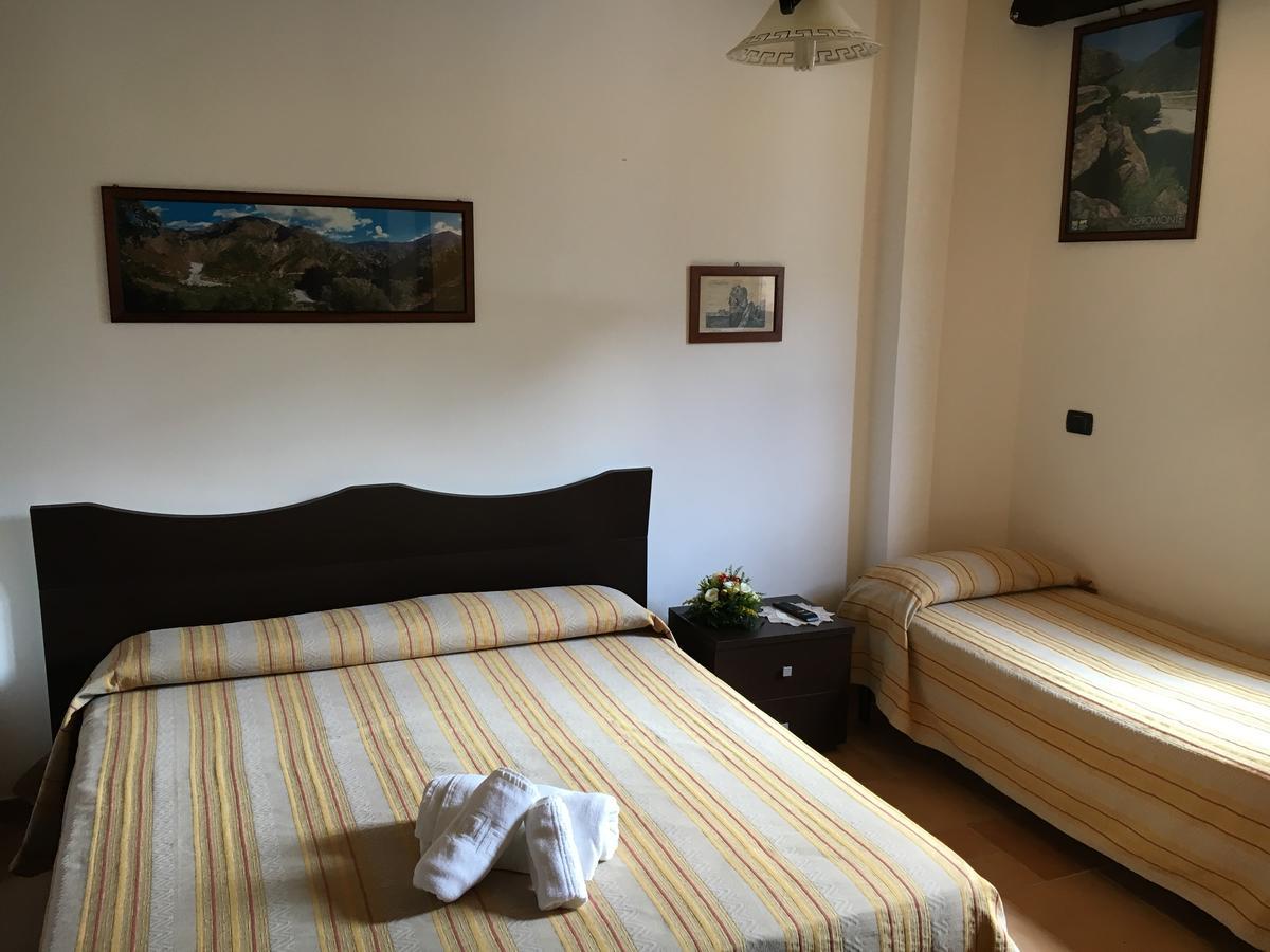 La Bastia Bed & Breakfast Scilla Ngoại thất bức ảnh