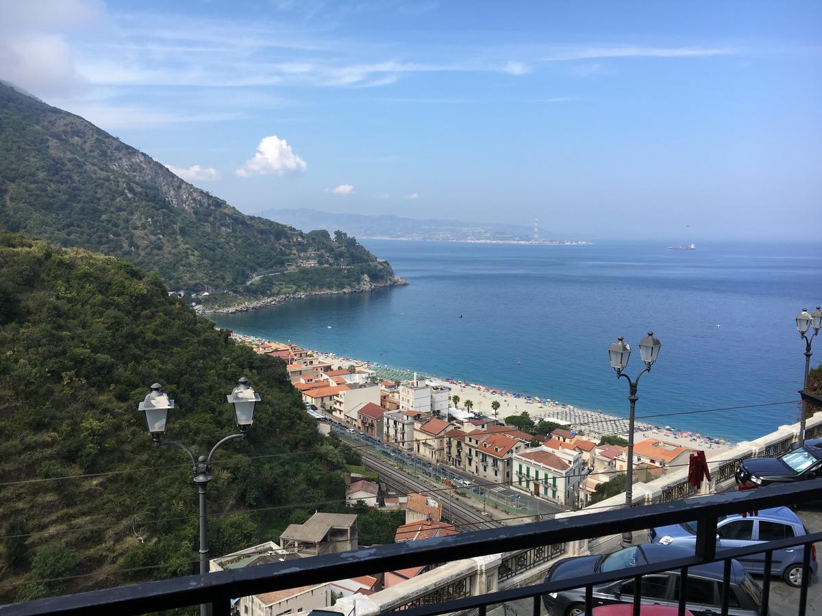 La Bastia Bed & Breakfast Scilla Ngoại thất bức ảnh
