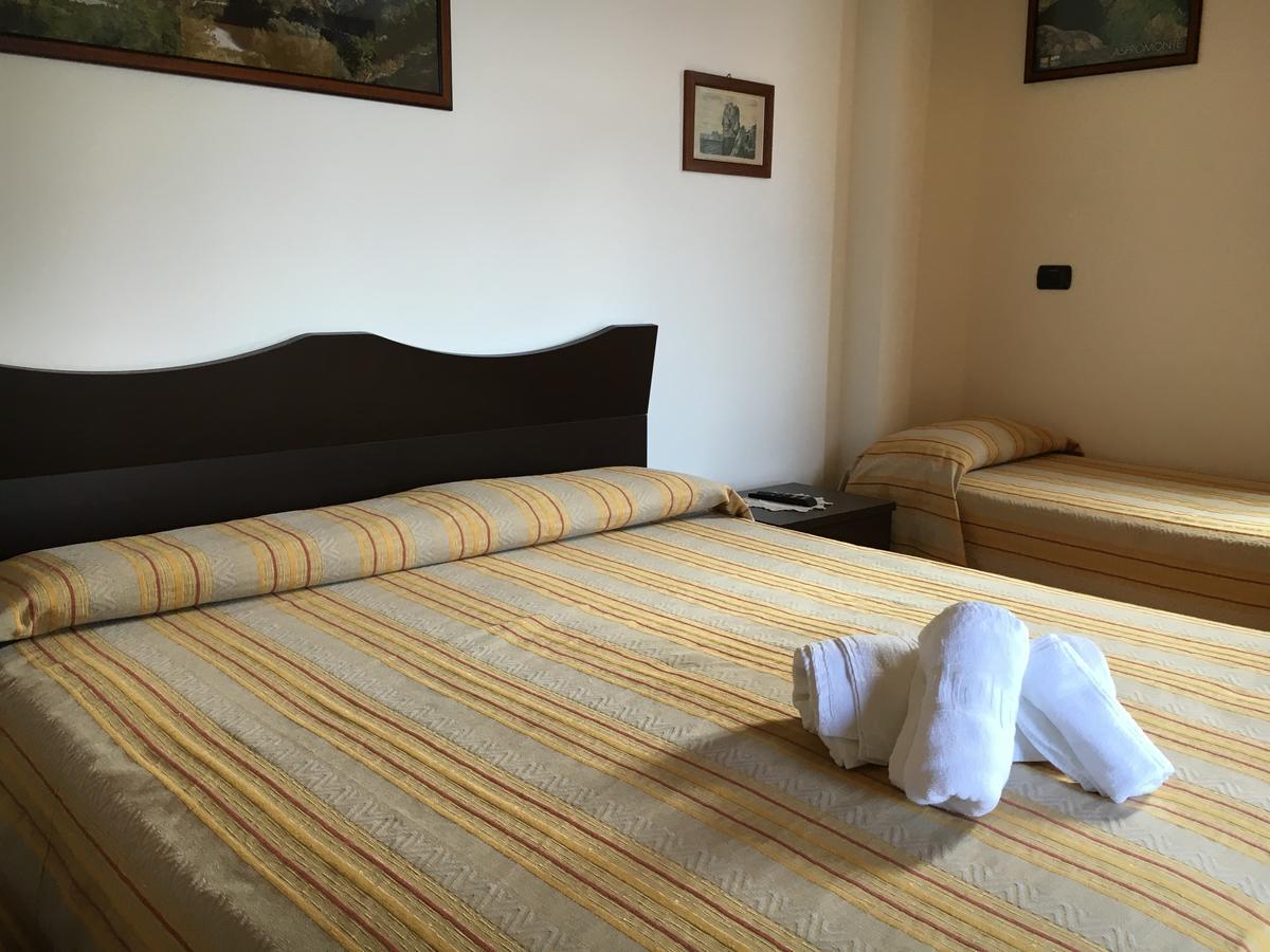 La Bastia Bed & Breakfast Scilla Ngoại thất bức ảnh