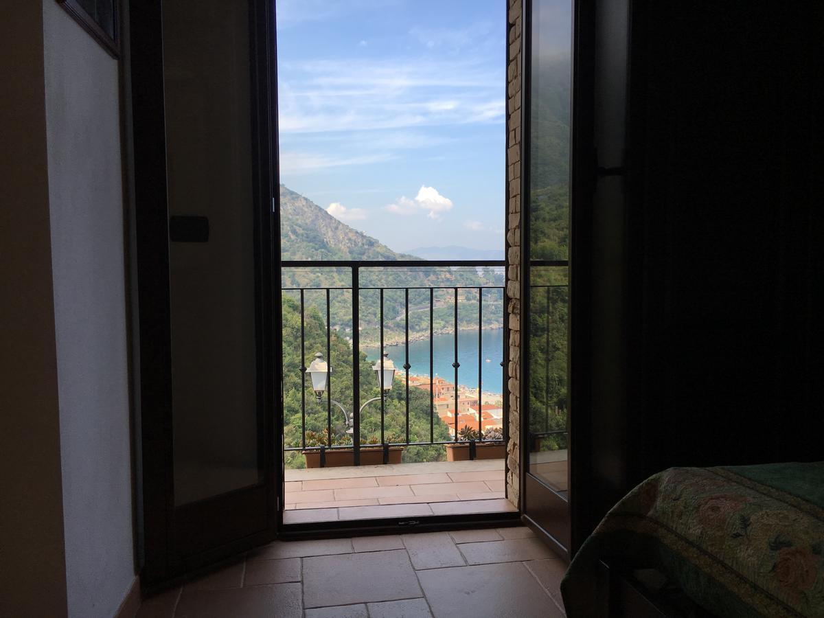 La Bastia Bed & Breakfast Scilla Ngoại thất bức ảnh